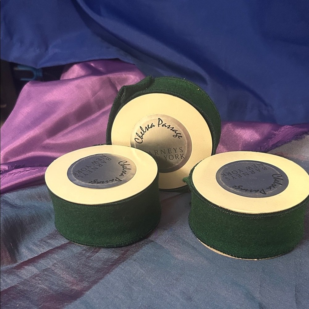 Green felt reusable ribbon from Barney’s NYC
